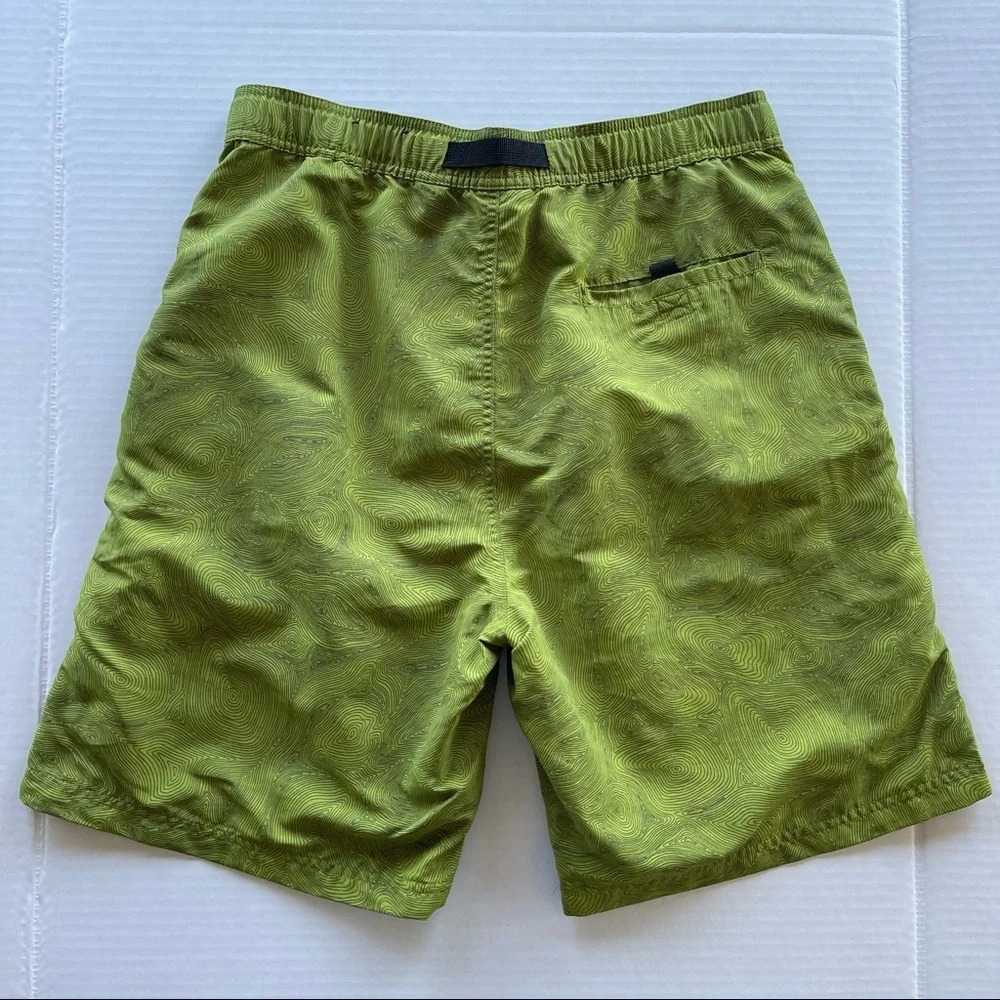 ST JHON’S BAY Green Shorts Men size 32 swim or land - Picture 2 of 13